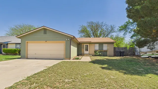 $130,000 | 9203 Canton Avenue, Lubbock, TX 79423