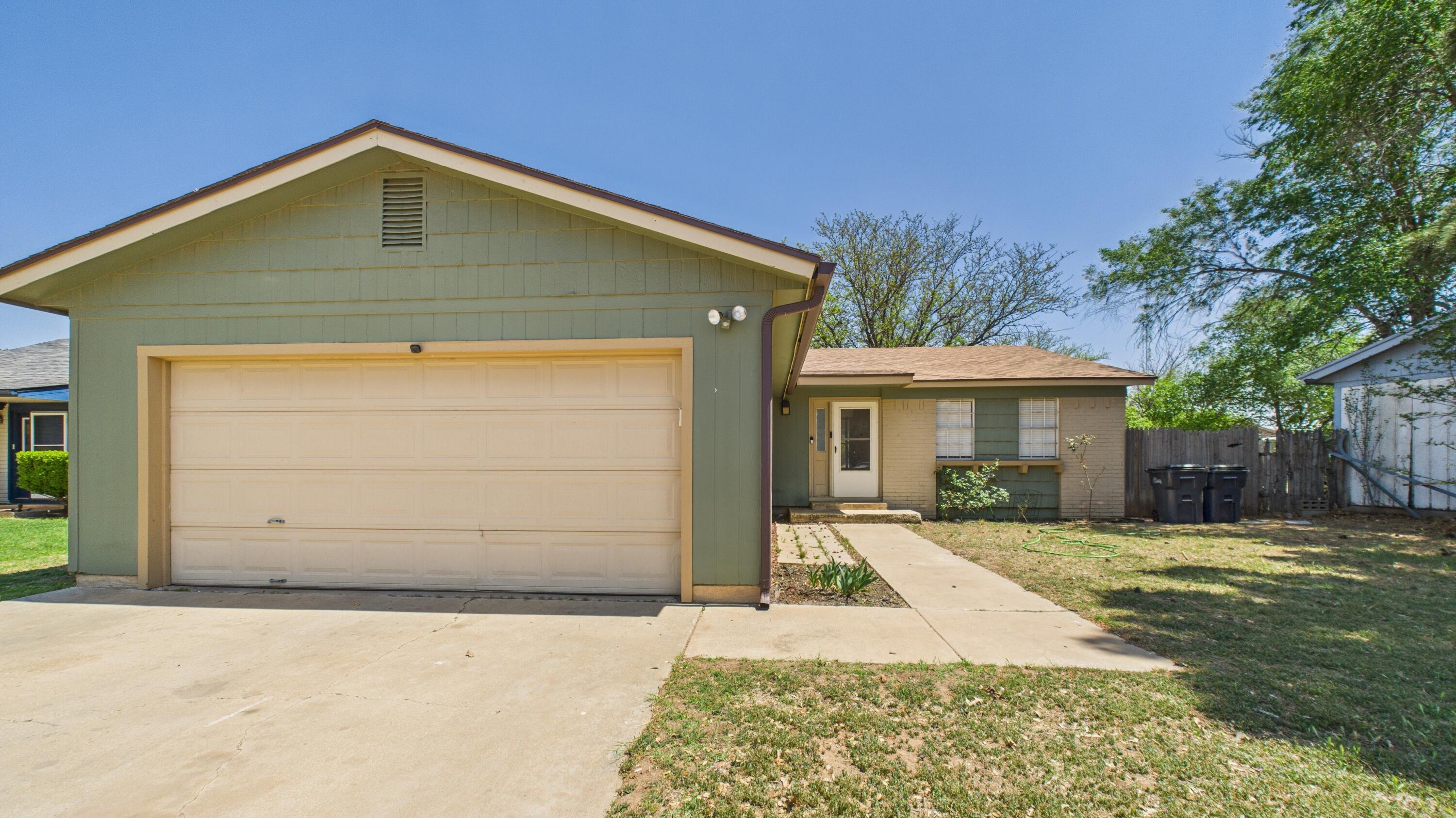 9203 Canton Avenue Lubbock, TX 79423 - Photo 7 of 27 CAM03710G0-PR0108-STILL006