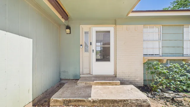 $130,000 | 9203 Canton Avenue, Lubbock, TX 79423