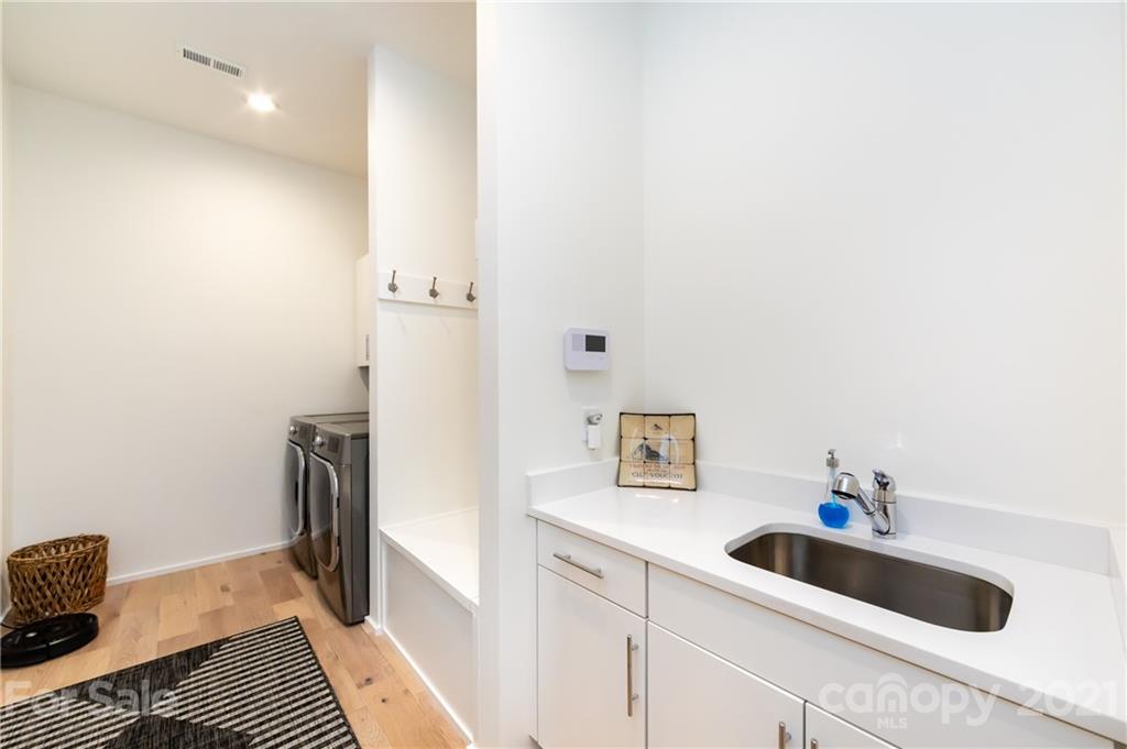 9313 Valley Road Charlotte, NC 28270 - Photo 14 of 43 Gallery Image 14
