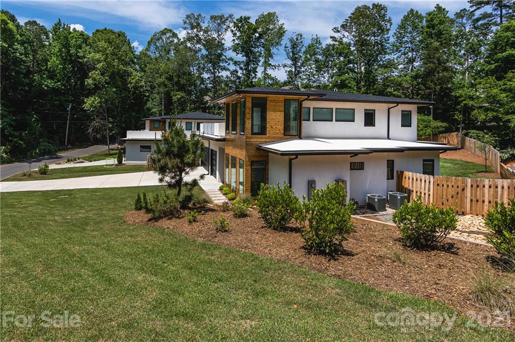 9313 Valley Road Charlotte, NC 28270 - Photo 3 of 43 Gallery Image 3