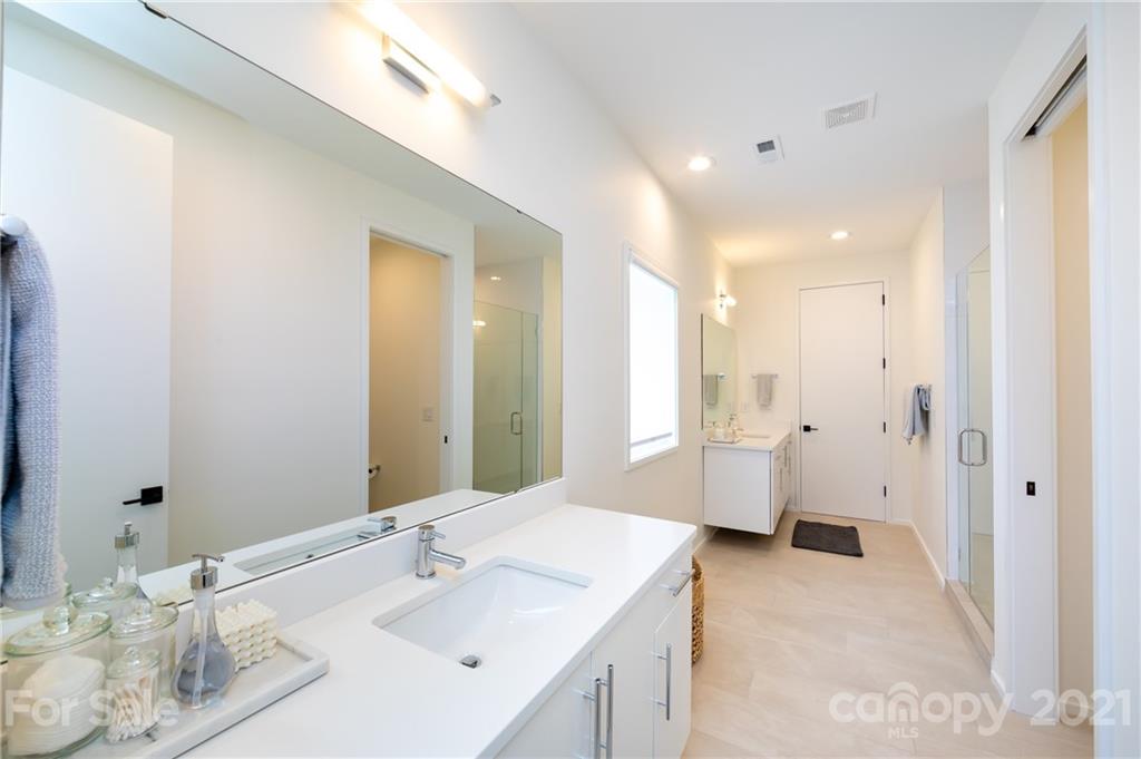 9313 Valley Road Charlotte, NC 28270 - Photo 34 of 43 Gallery Image 34
