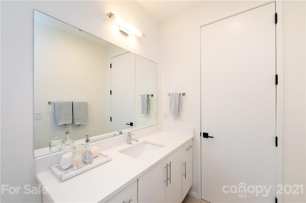 9313 Valley Road Charlotte, NC 28270 - Photo 36 of 43 Gallery Image 36