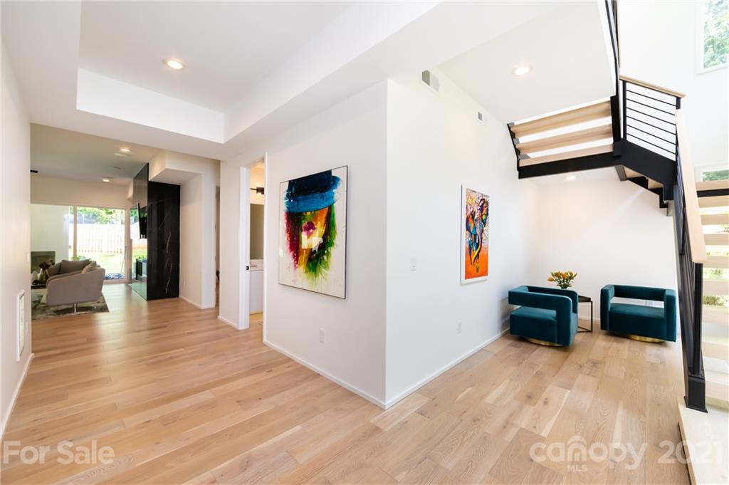 9313 Valley Road Charlotte, NC 28270 - Photo 6 of 43 Gallery Image 6