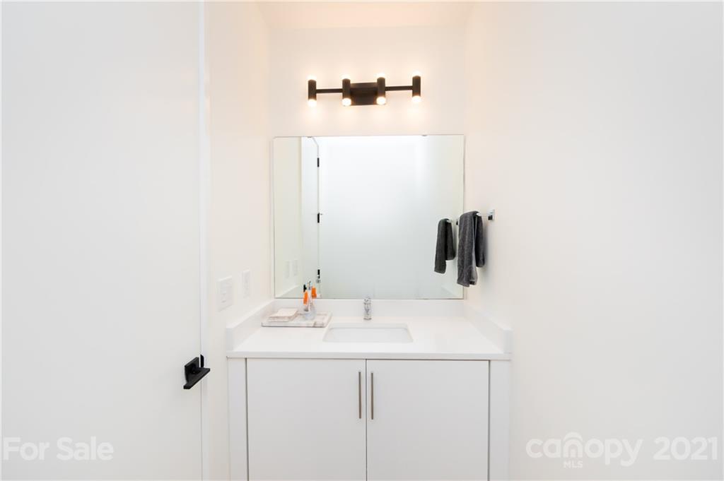 9313 Valley Road Charlotte, NC 28270 - Photo 7 of 43 Gallery Image 7
