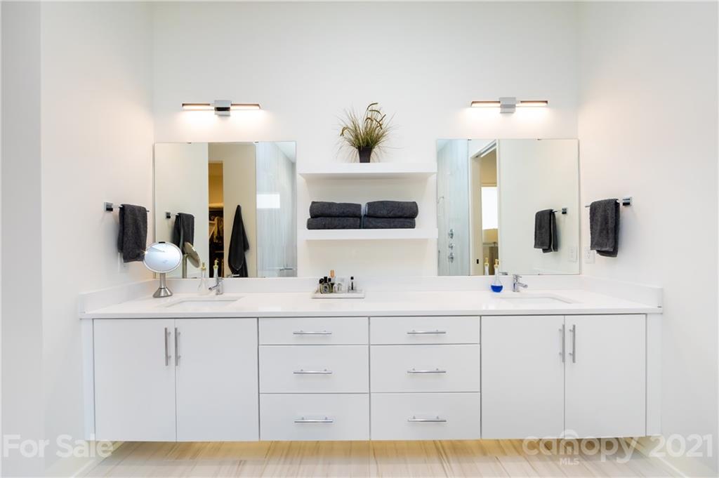 9313 Valley Road Charlotte, NC 28270 - Photo 10 of 43 Gallery Image 10