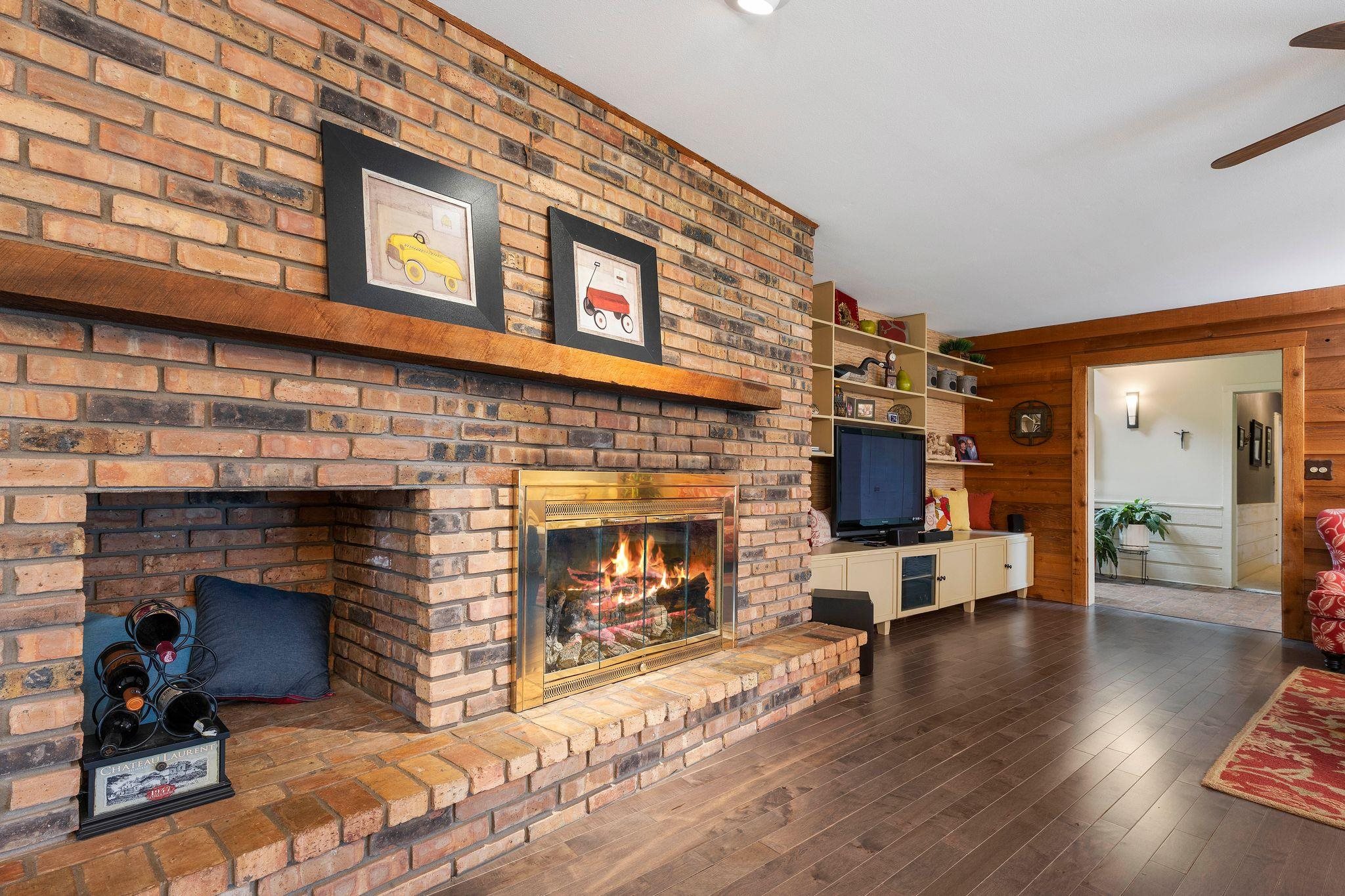 6570 Spring Creek Road Rockford, IL 61114 - Photo 14 of 43 Gallery Image 14