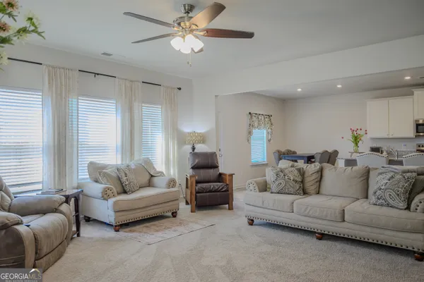 $384,000 | 105 Royal Oak Drive Northeast, Rome, GA 30165