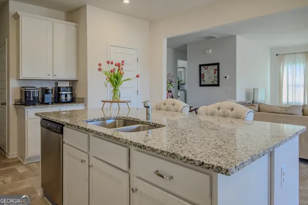 $384,000 | 105 Royal Oak Drive Northeast, Rome, GA 30165