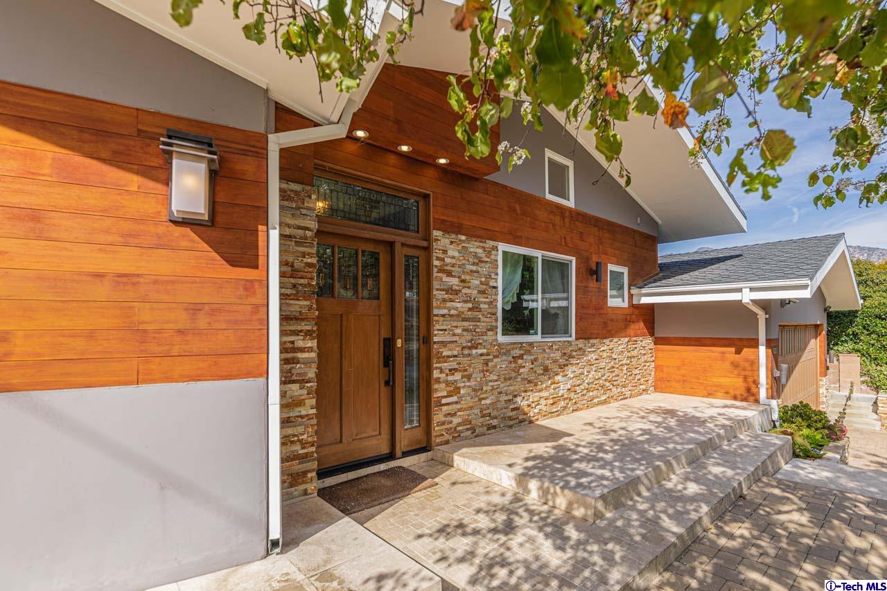 5525 Stardust Road La Canada Flintridge, CA 91011 - Photo 3 of 55