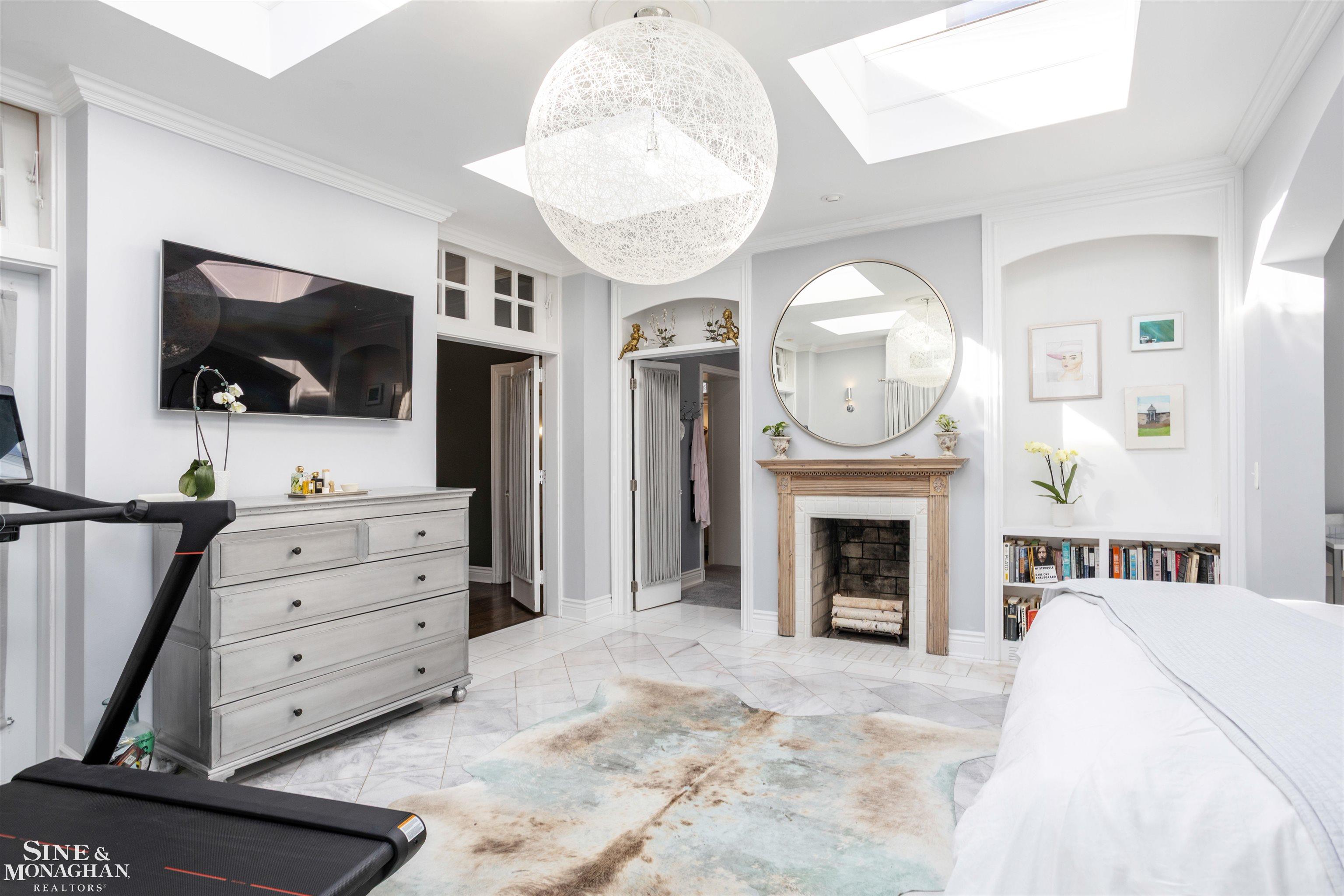 29 Fisher Road Grosse Pointe, MI 48230 - Photo 16 of 62