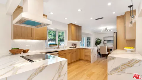 $2,399,000 | 4559 Morella Avenue, Studio City, CA 91607
