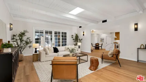 $2,399,000 | 4559 Morella Avenue, Studio City, CA 91607