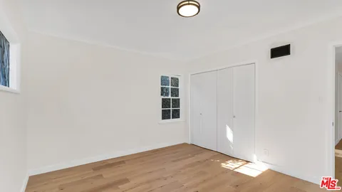 $2,399,000 | 4559 Morella Avenue, Studio City, CA 91607