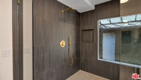 $2,399,000 | 4559 Morella Avenue, Studio City, CA 91607