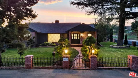 $2,399,000 | 4559 Morella Avenue, Studio City, CA 91607