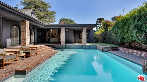 $2,399,000 | 4559 Morella Avenue, Studio City, CA 91607