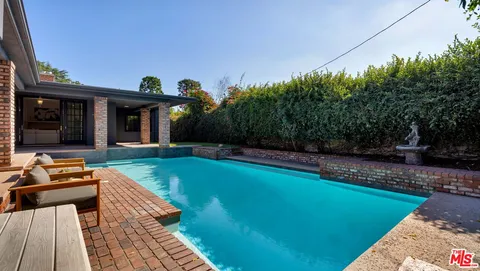 $2,399,000 | 4559 Morella Avenue, Studio City, CA 91607