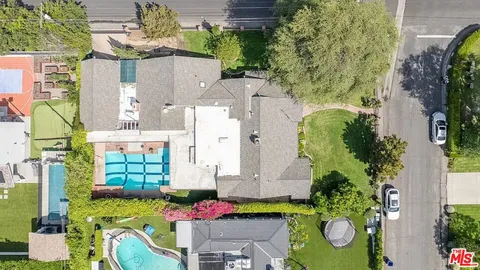 $2,399,000 | 4559 Morella Avenue, Studio City, CA 91607