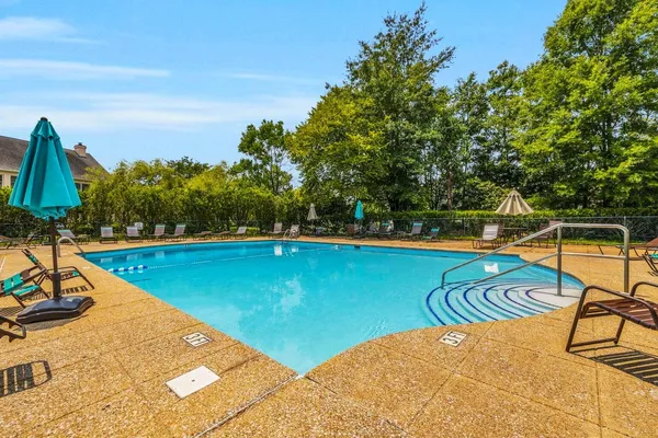 $430,000 | 1213 Bridgewater Lane, Chattanooga, TN 37405