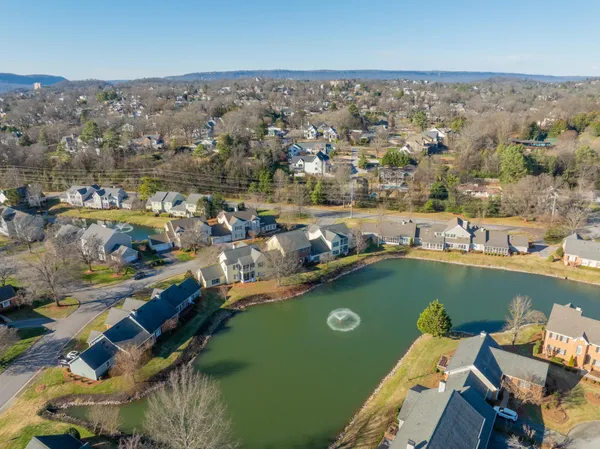$430,000 | 1213 Bridgewater Lane, Chattanooga, TN 37405