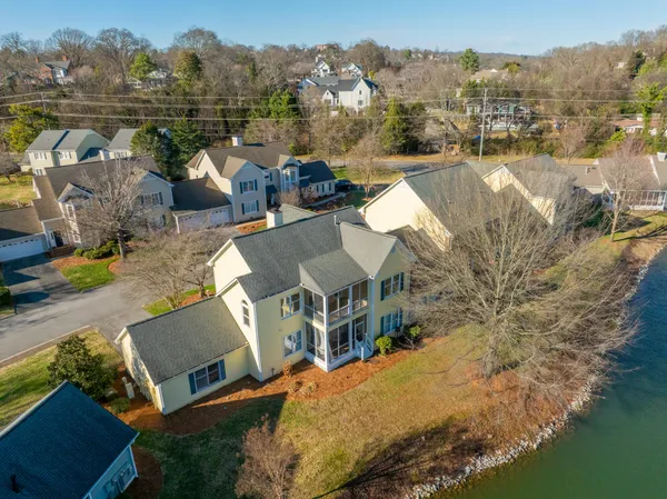 $430,000 | 1213 Bridgewater Lane, Chattanooga, TN 37405