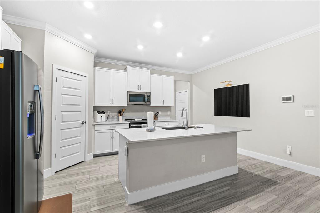 9890 Red Bay Loop Land O Lakes, FL 34637 - Photo 13 of 65