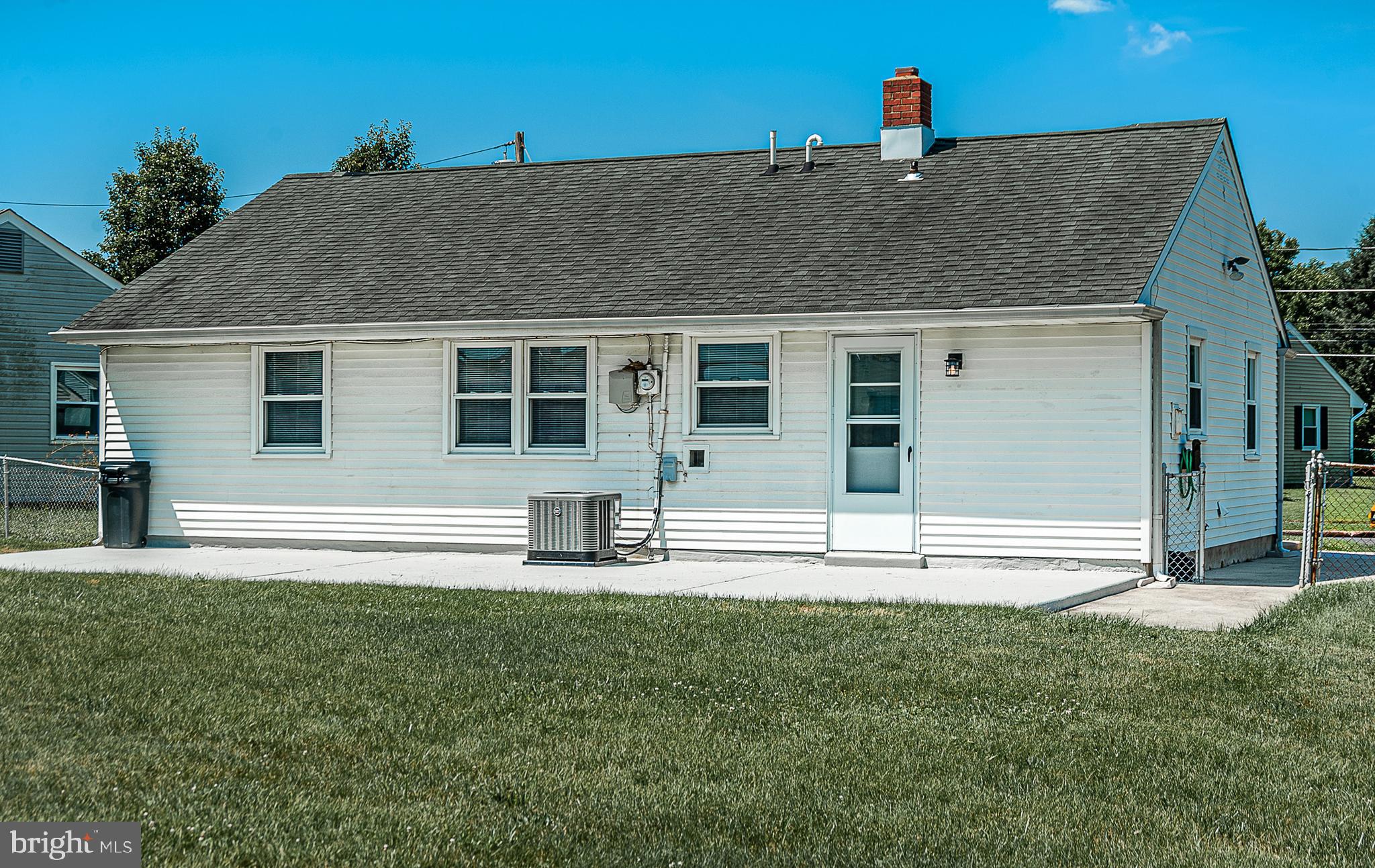 471 Flanders Road Bellmawr, NJ 08031 - Photo 14 of 17 Rear Patio