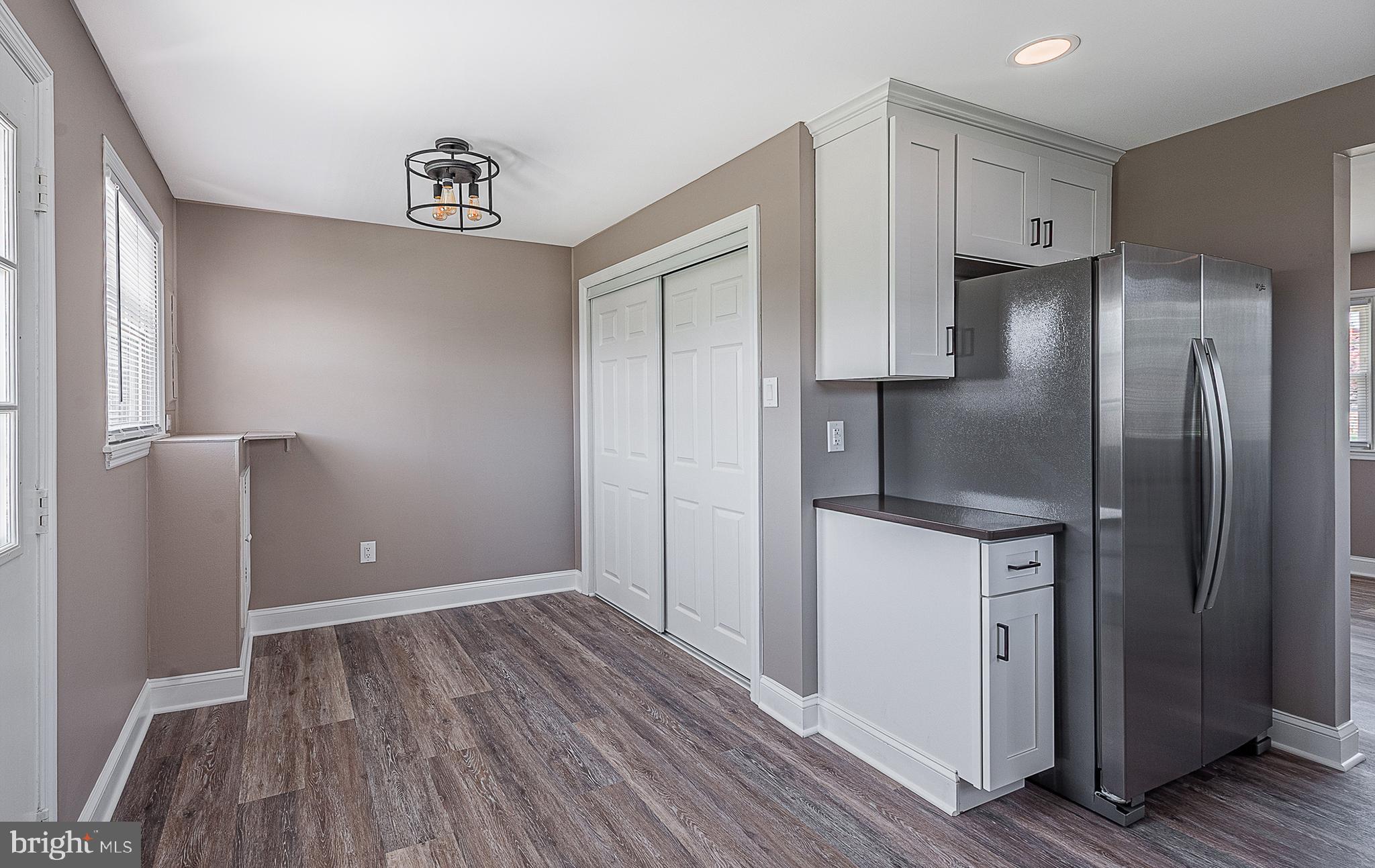 471 Flanders Road Bellmawr, NJ 08031 - Photo 9 of 17 Eat In Kitchen