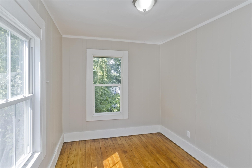 30 Hawthorne Street Springfield, MA 01105 - Photo 15 of 28 Gallery Image 15