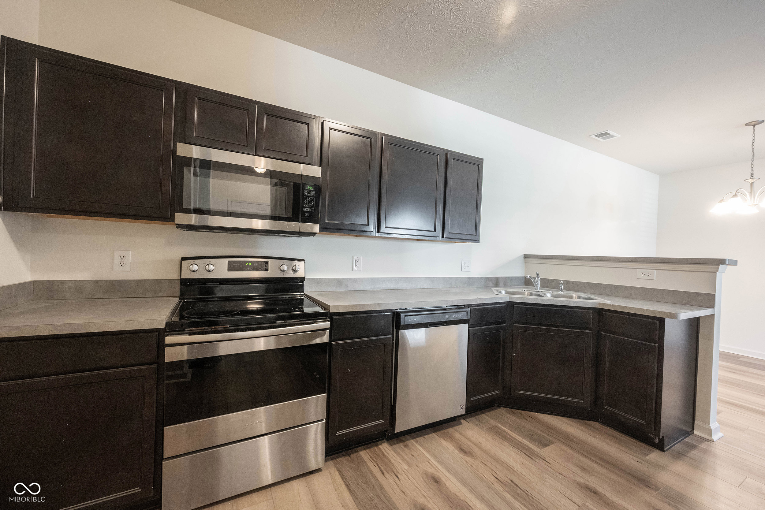 12015 Zircon Lane, Unit 900 Fishers, IN 46038 - Photo 14 of 34