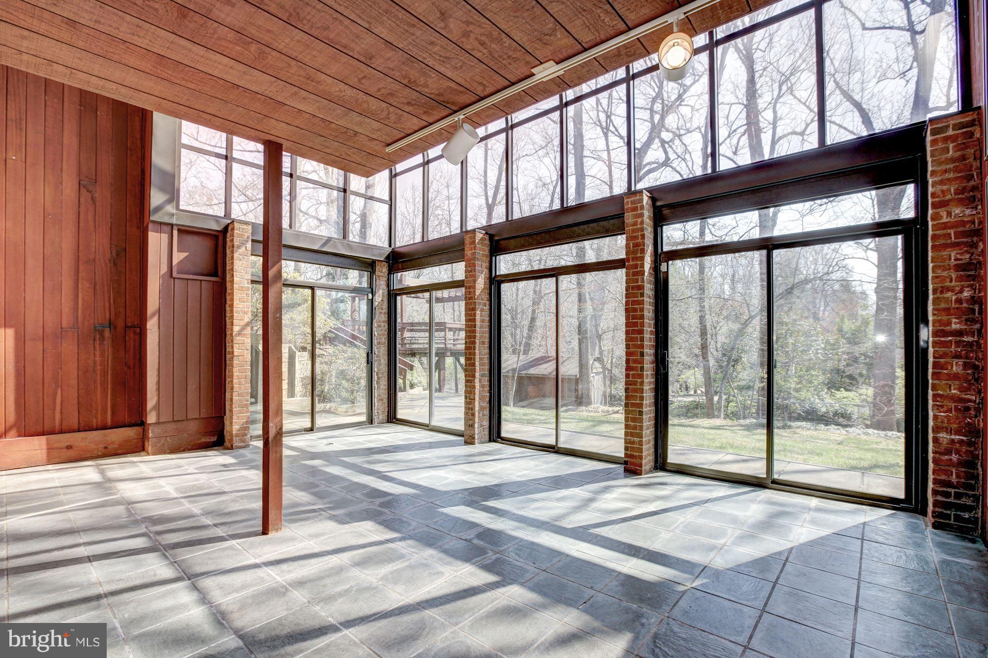 7130 River Road Bethesda, MD 20817 - Photo 26 of 30 Interior (General)