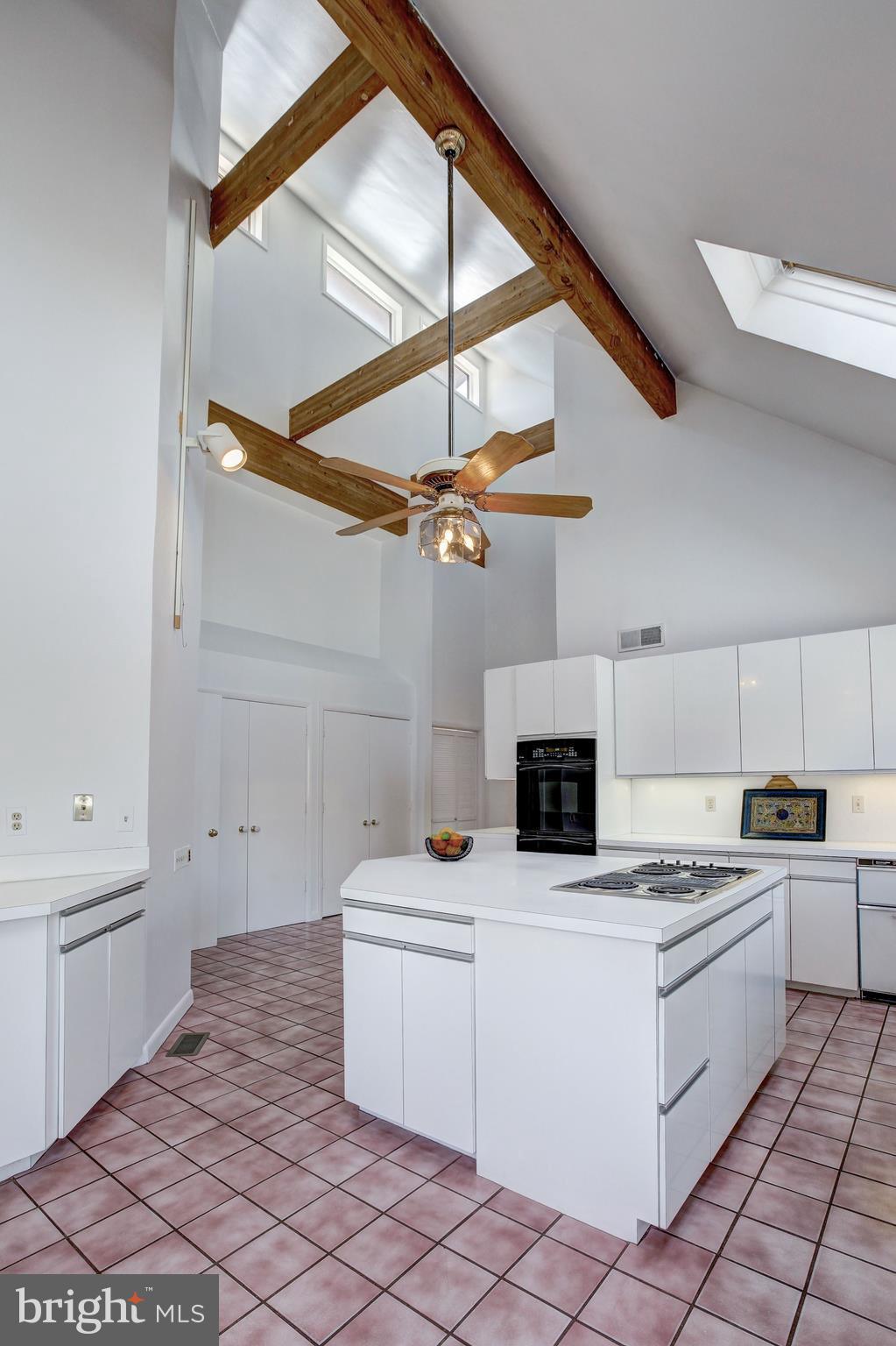 7130 River Road Bethesda, MD 20817 - Photo 5 of 30 Kitchen