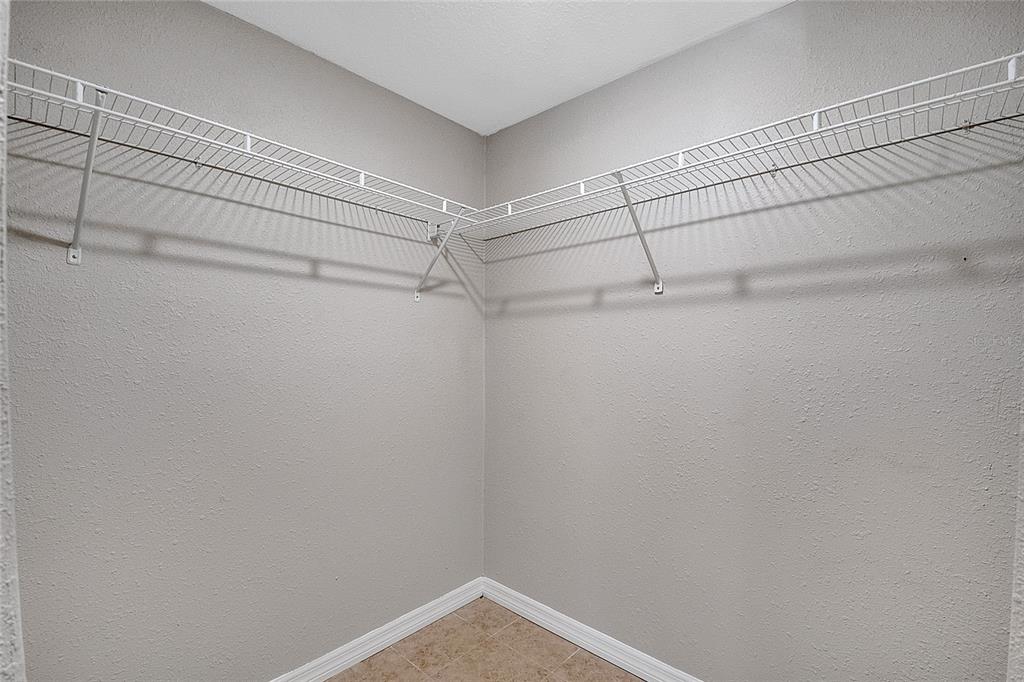 424 Royal Ridge Drive Davenport, FL 33837 - Photo 18 of 54