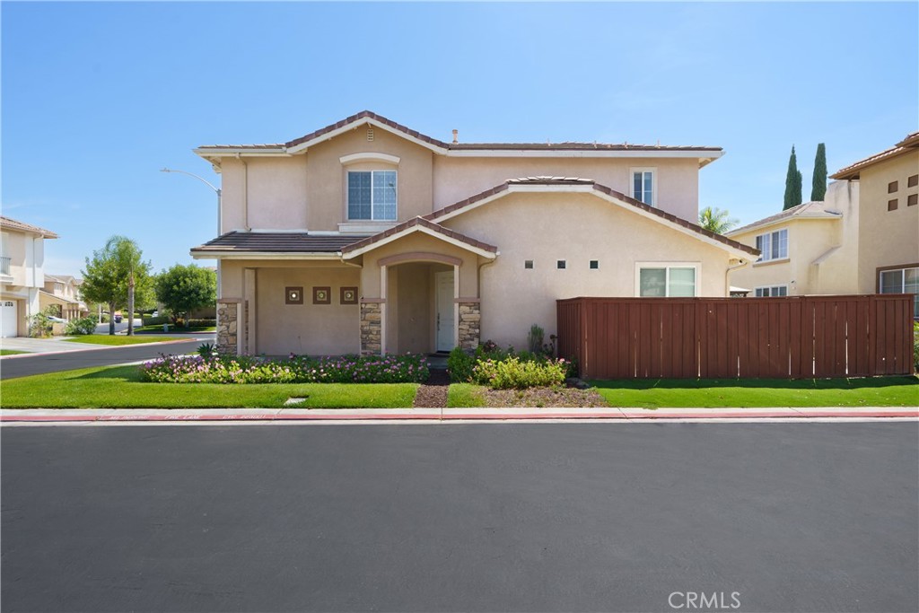 11377 Brookglen Court Riverside, CA 92505 - Photo 3 of 35