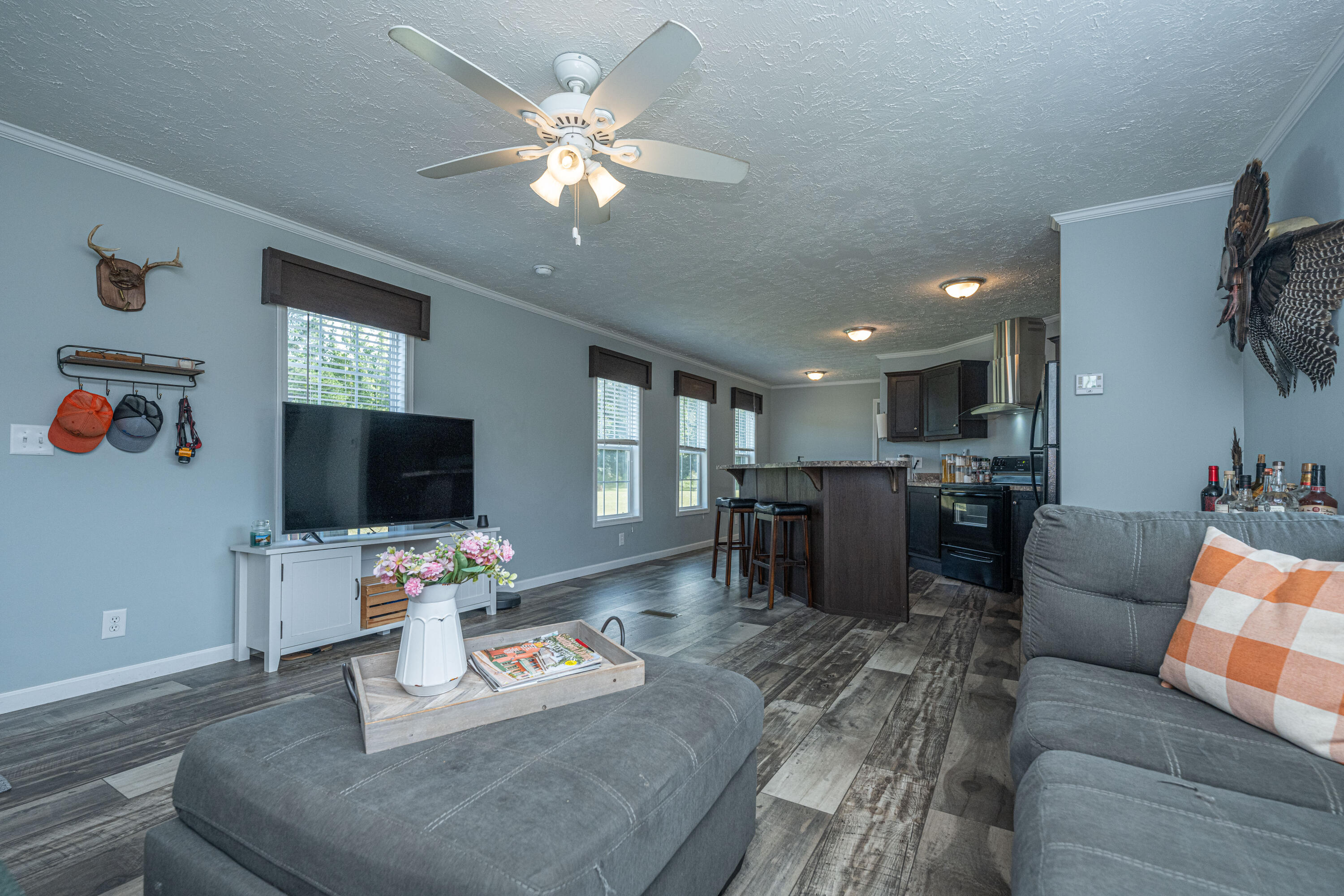 2542 Old Gilliard Road Ridgeville, SC 29472 - Photo 14 of 51 Living Space