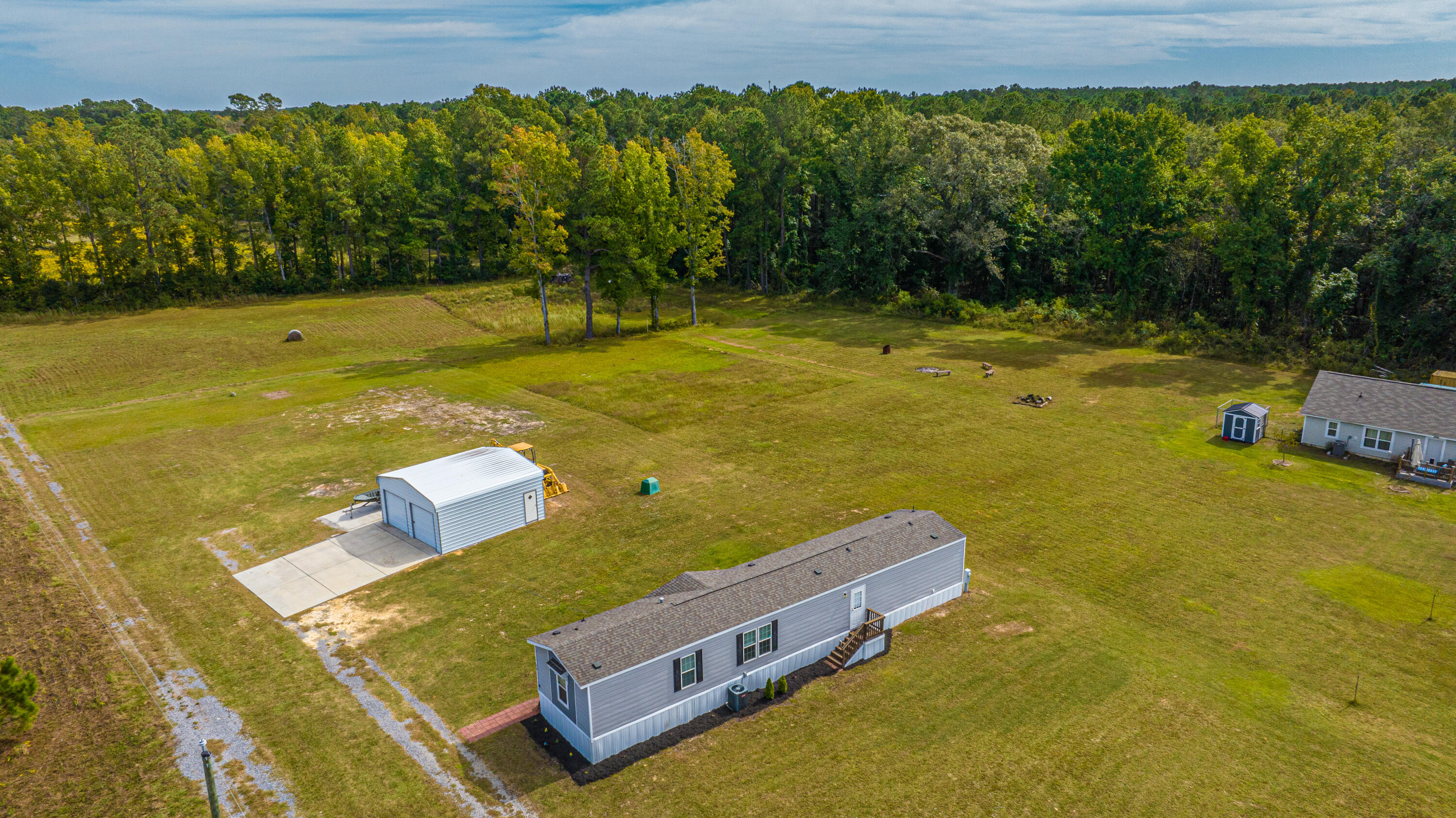 2542 Old Gilliard Road Ridgeville, SC 29472 - Photo 3 of 51 Exterior