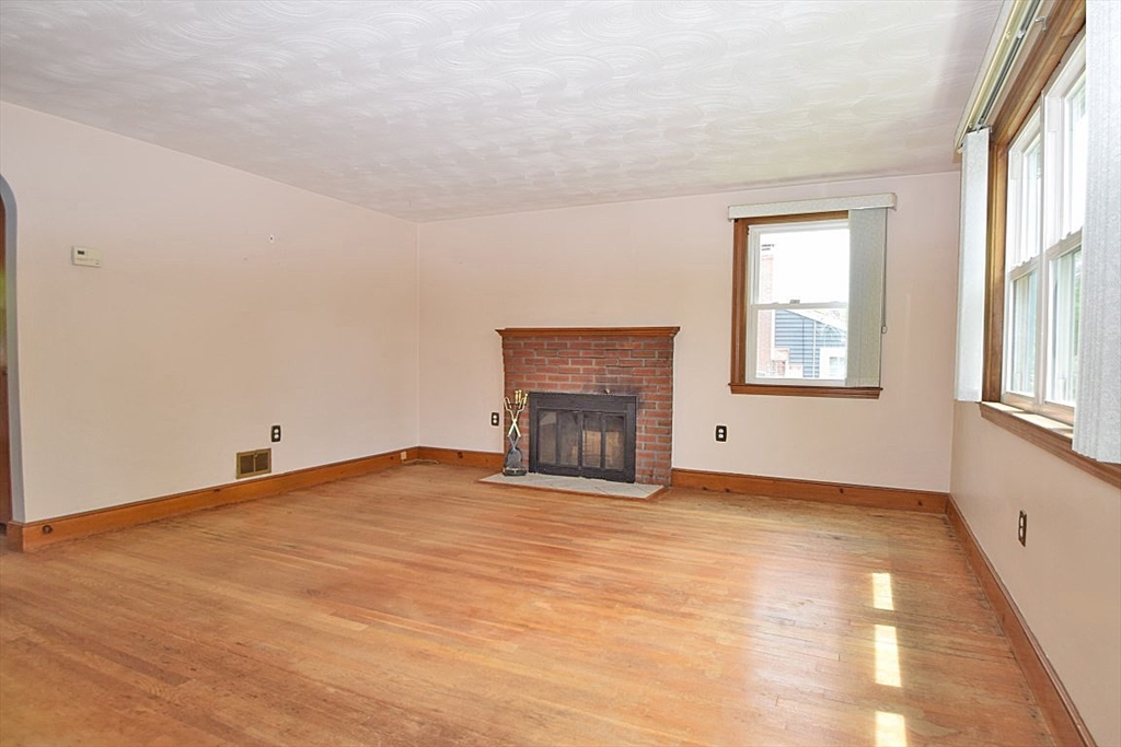 38 Bartlett Road Randolph, MA 02368 - Photo 14 of 28