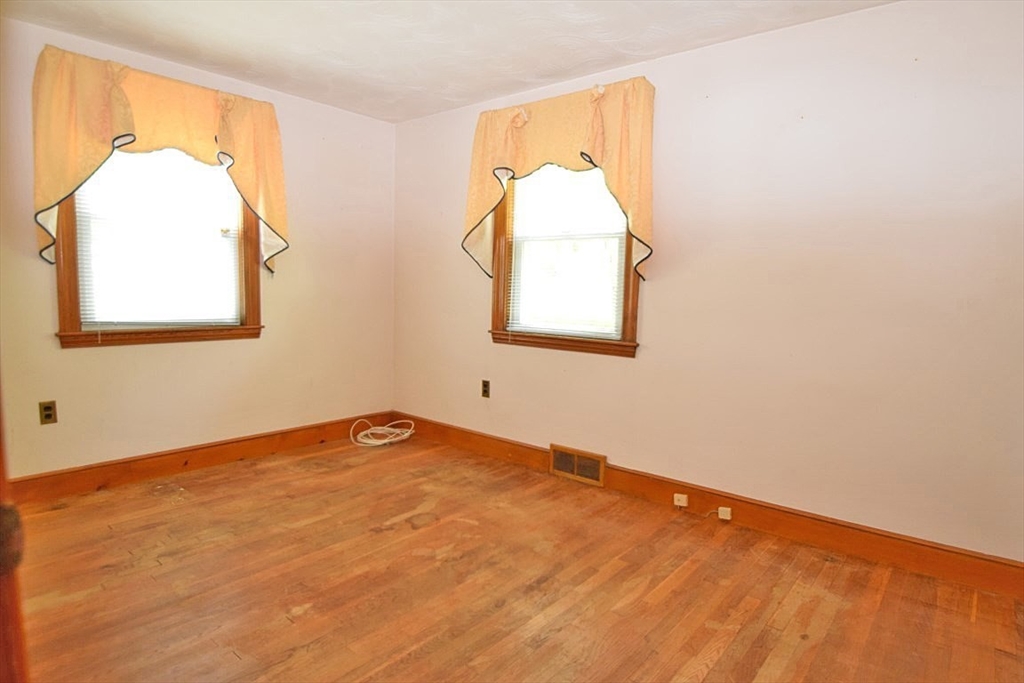 38 Bartlett Road Randolph, MA 02368 - Photo 21 of 28