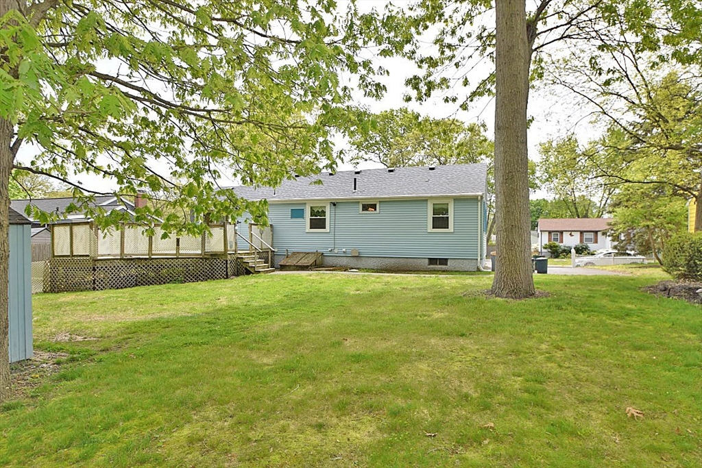 38 Bartlett Road Randolph, MA 02368 - Photo 9 of 28