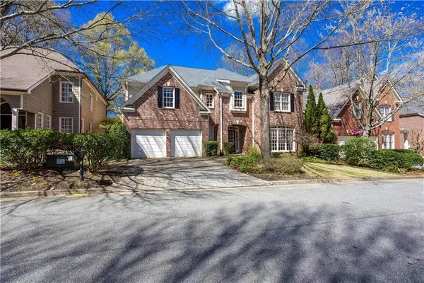 $5,500 | 3206 Windsor Lake Drive Northeast, Atlanta, GA 30319