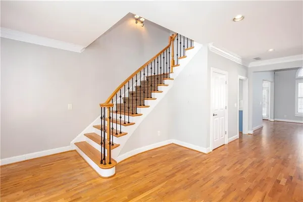 $5,500 | 3206 Windsor Lake Drive Northeast, Atlanta, GA 30319