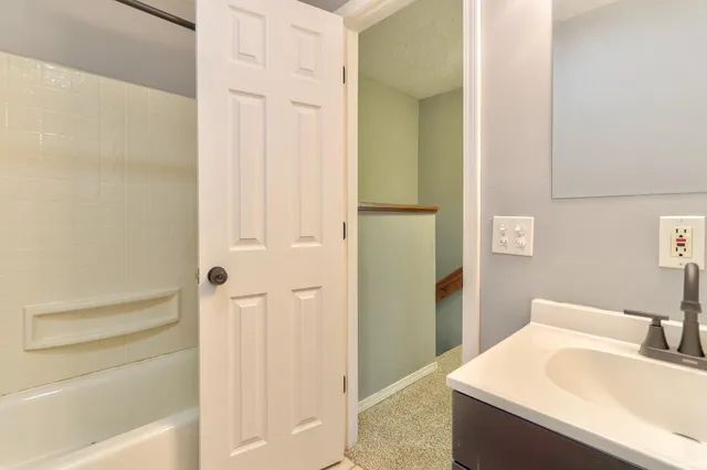 $299,900 | 9301 County Road 250 North, Wadesville, IN 47638