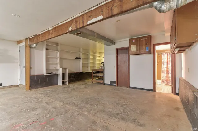 $299,900 | 9301 County Road 250 North, Wadesville, IN 47638