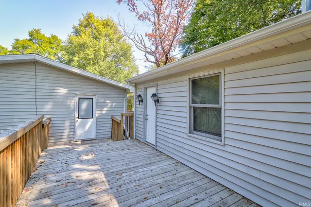 $299,900 | 9301 County Road 250 North, Wadesville, IN 47638