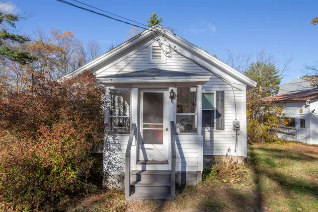 $199,000 | 1252 Bearcamp Highway, Tamworth, NH 03883