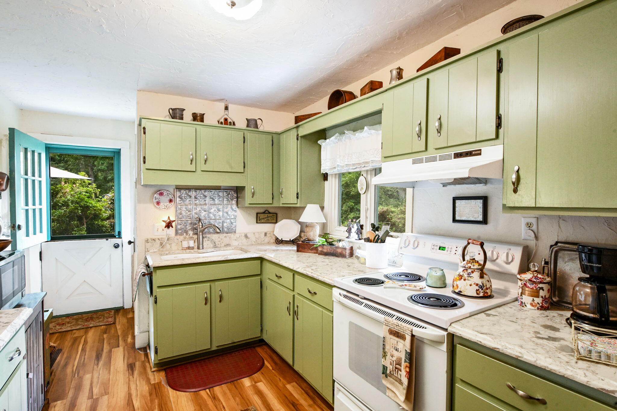 4 Evergreen Hill Road Bourne, MA 02532 - Photo 13 of 31 Kitchen