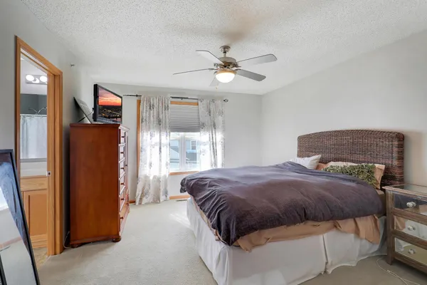 $294,000 | 1648 White Pine Way, Unit D, Carver, MN 55315