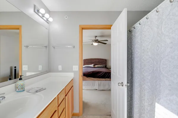 $294,000 | 1648 White Pine Way, Unit D, Carver, MN 55315