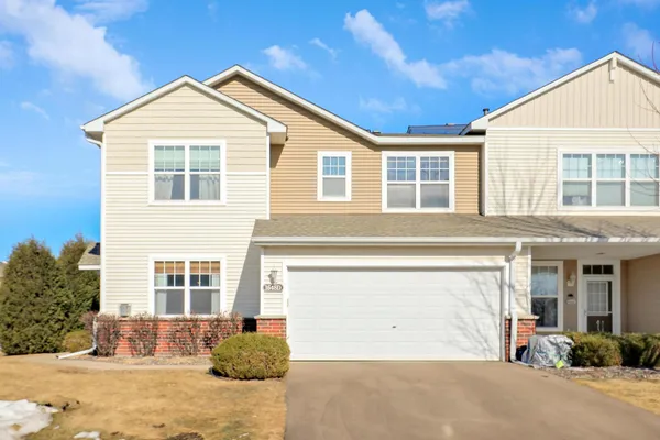 $294,000 | 1648 White Pine Way, Unit D, Carver, MN 55315